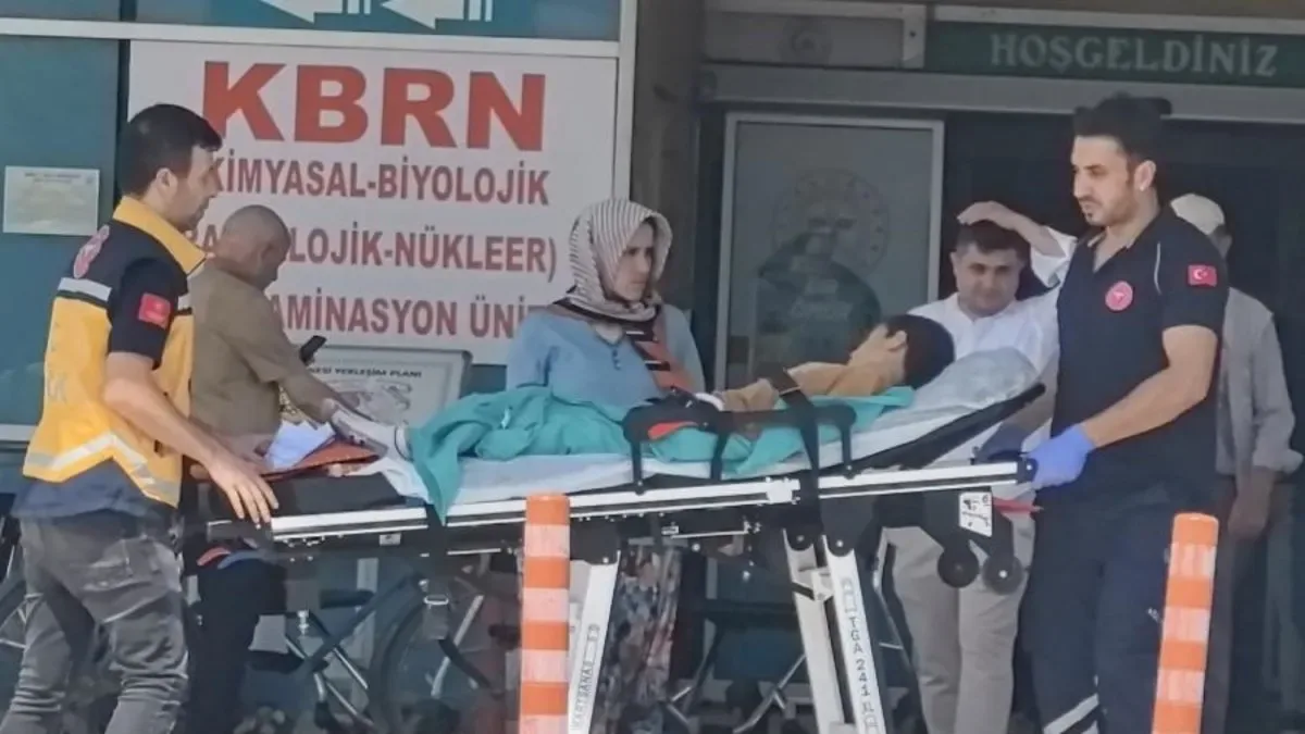 Çocuk Oyununda Talihsiz Kaza: Bıçakla Yaralandı!