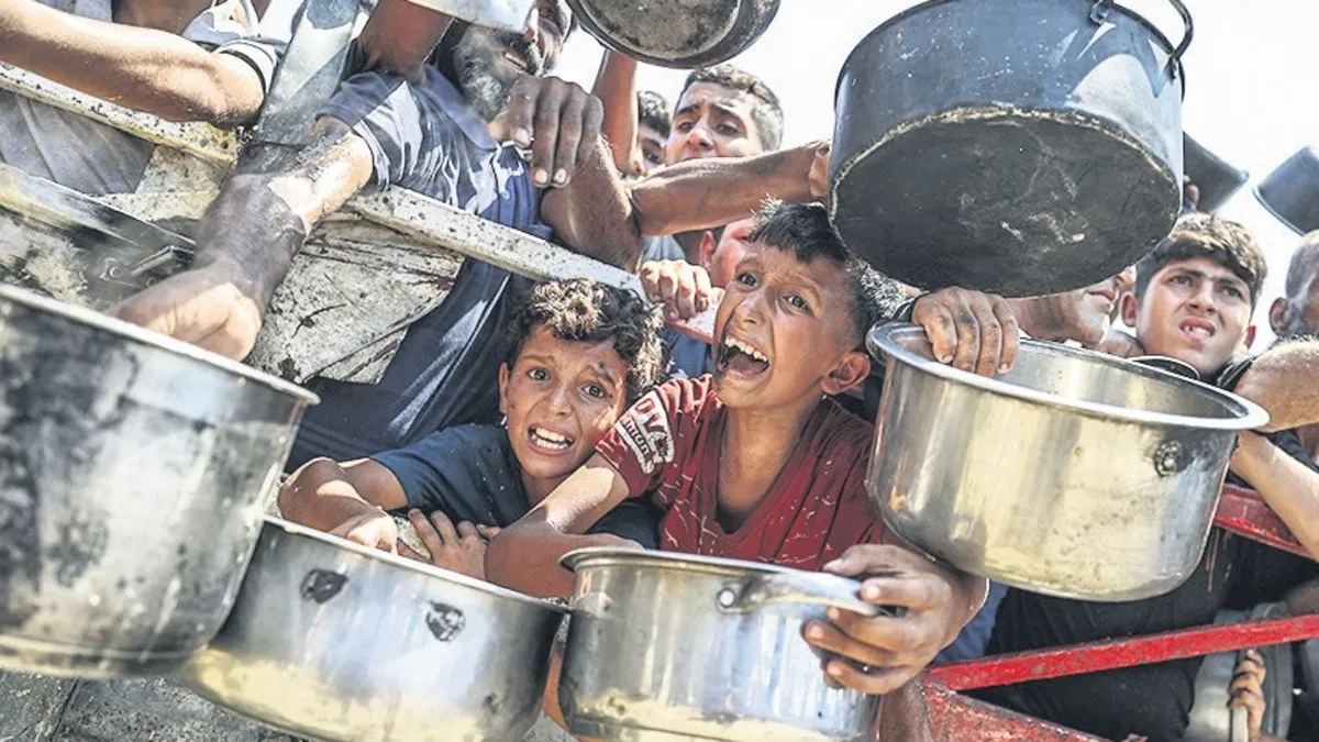 Çocuklar Açlıktan Ölürken, Gıda İsrafı Devam Ediyor