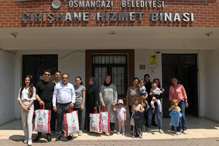 Çocuklar Bayram Sevinciyle Kıyafetlerine Kavuştu!
