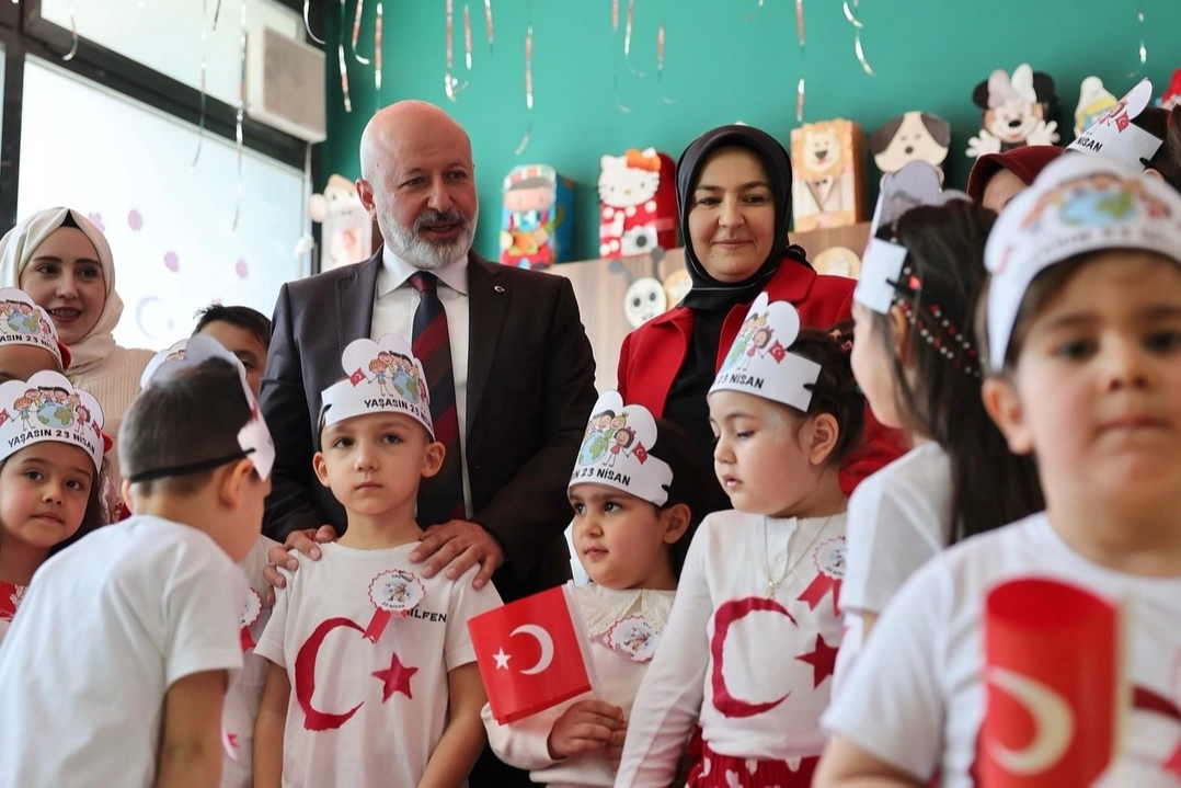 Çocuklar Geleceğimiz, 23 Nisan’da Yenimahalle’de!