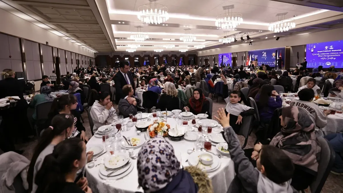 Çocuklar İçin Neşeli İftar: Gülümsemelerle Dolu!