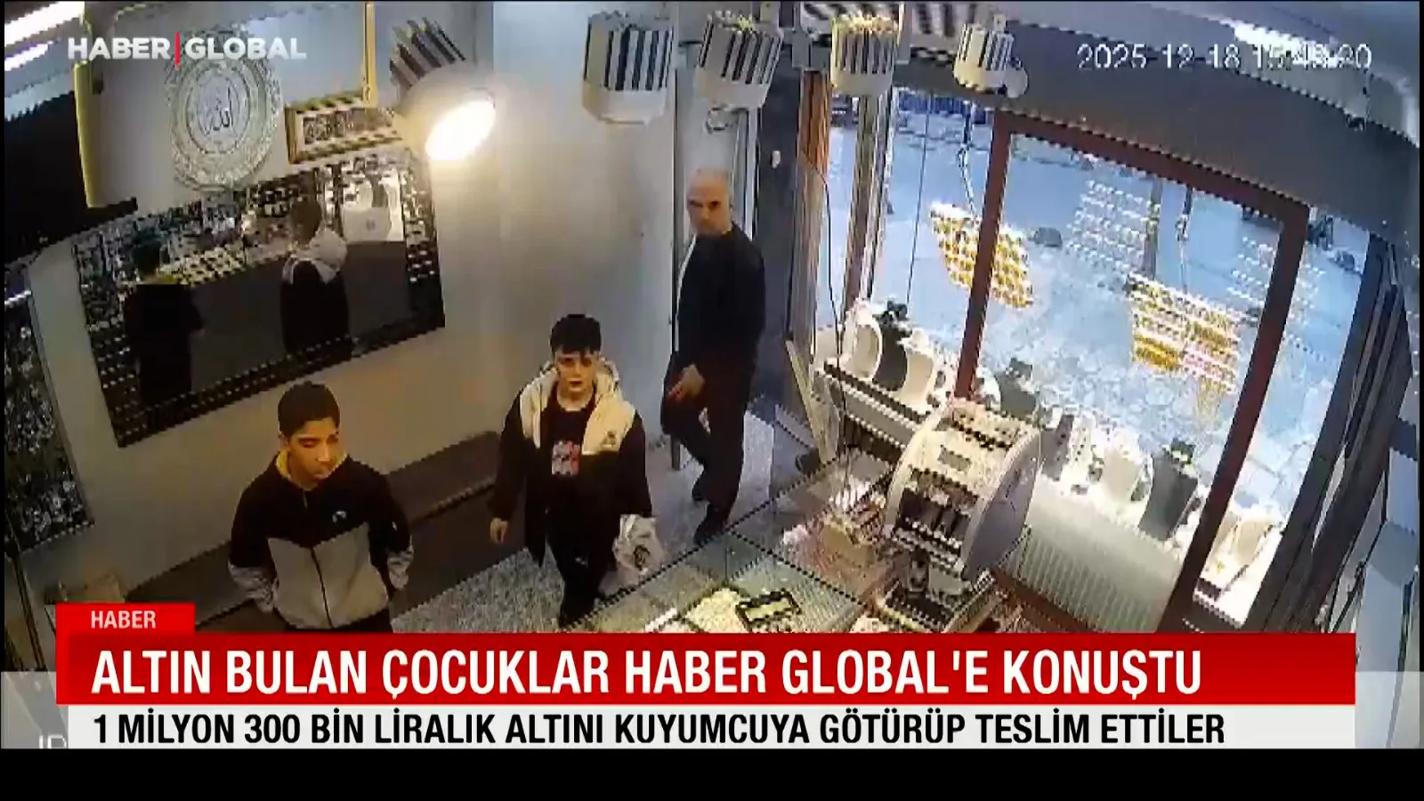 Çocuklardan Örnek Davranış: Cüzdanı Sahibine İade!
