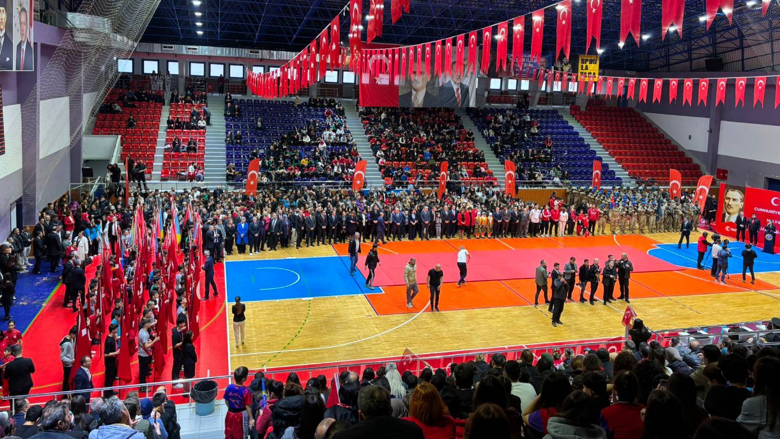 Çocukların Jimnastik Gösterisi Son Anda İptal!