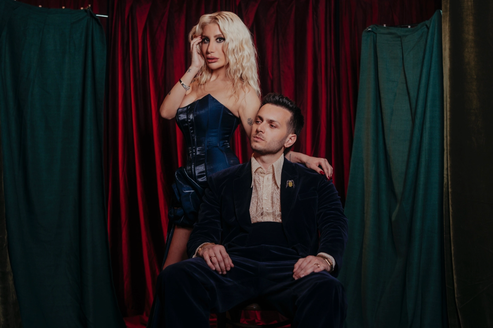 Çodur ve İrem Derici’den Sürpriz Performans!