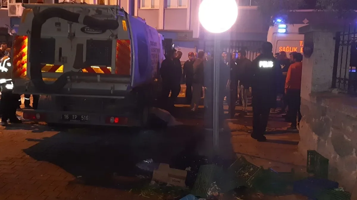Çöp Kamyonu Kazasında 78 Yaşındaki Adam Hayatını Kaybetti