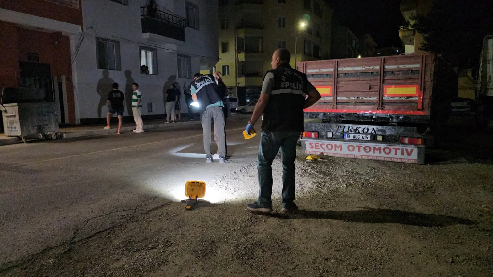 Çorum’da Pompalı Tüfekle Daireye Saldırı!