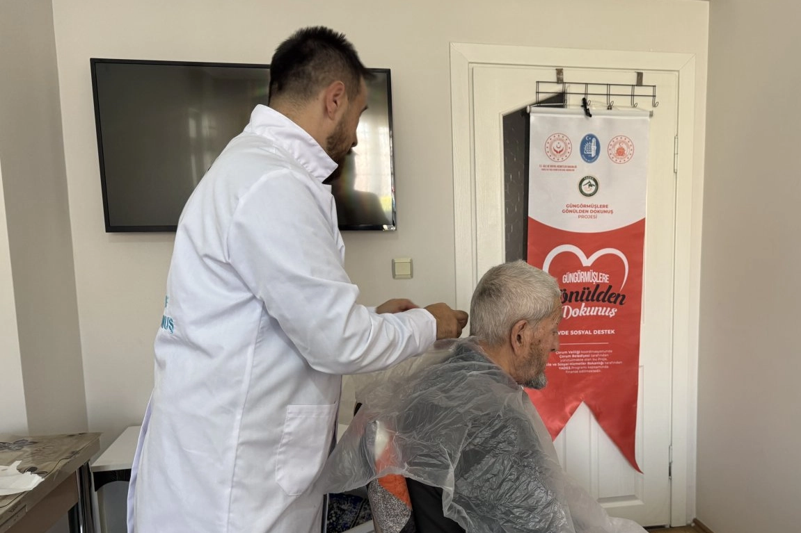Çorum’da Yaşlılara Gönülden Dokunuş Projesi