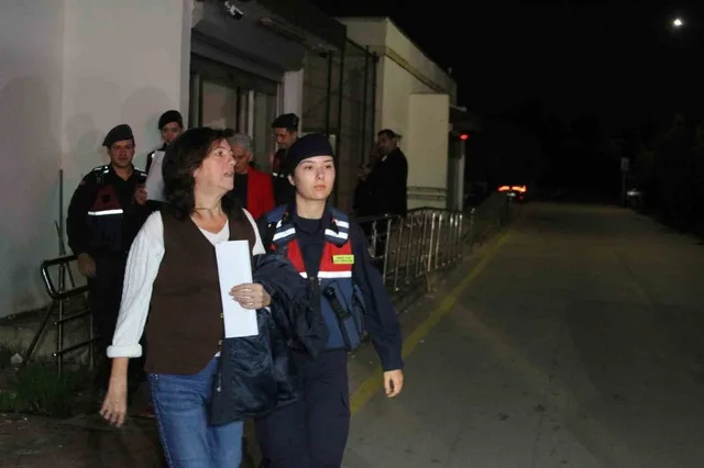 Çukurova Belediye Başkanı Kozay dahil 34 kişi tutuklandı