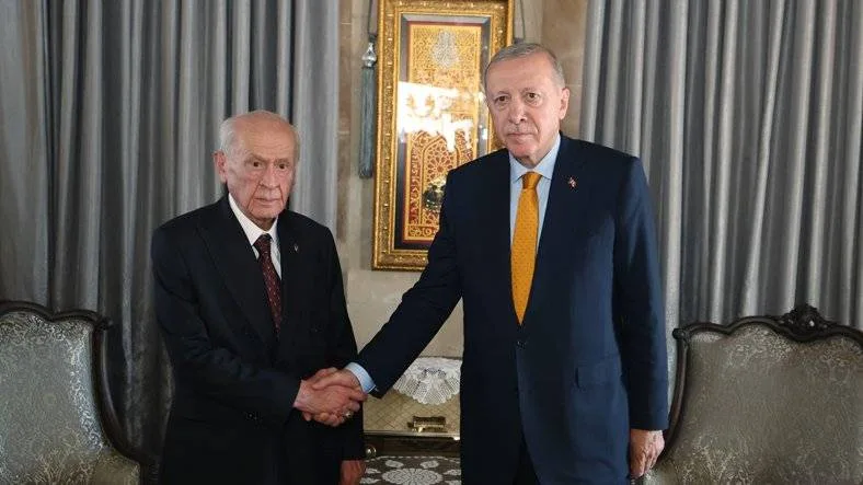 Cumhur İttifakı’nda Gerilim: İki Liderin Yüz İfadeleri!