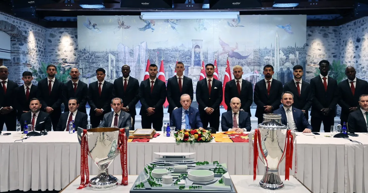 Cumhurbaşkanı Erdoğan, Galatasaray’ı Ağırladı!