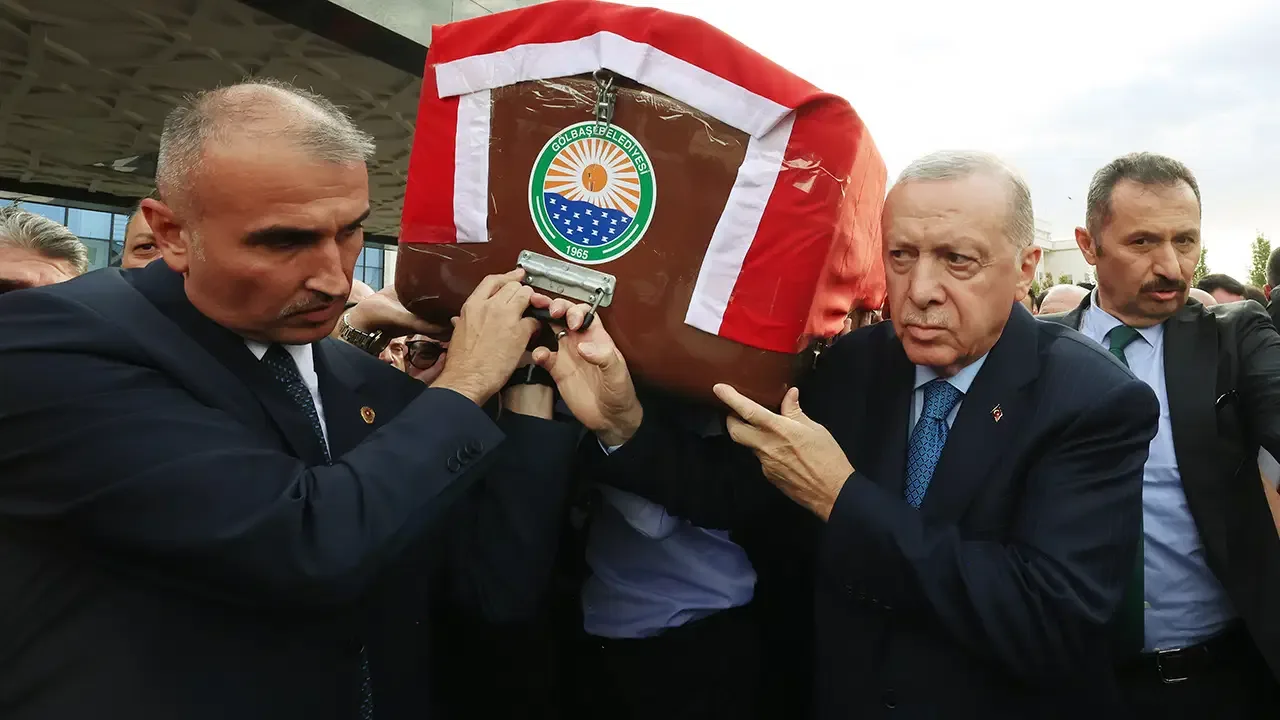 Cumhurbaşkanı Erdoğan, Hamdi Kılıç’ı Uğurladı