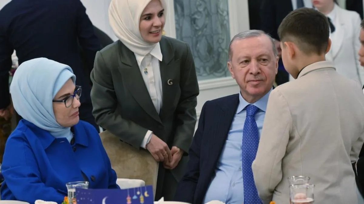 Cumhurbaşkanı Erdoğan İftar Programında Çocuklarla