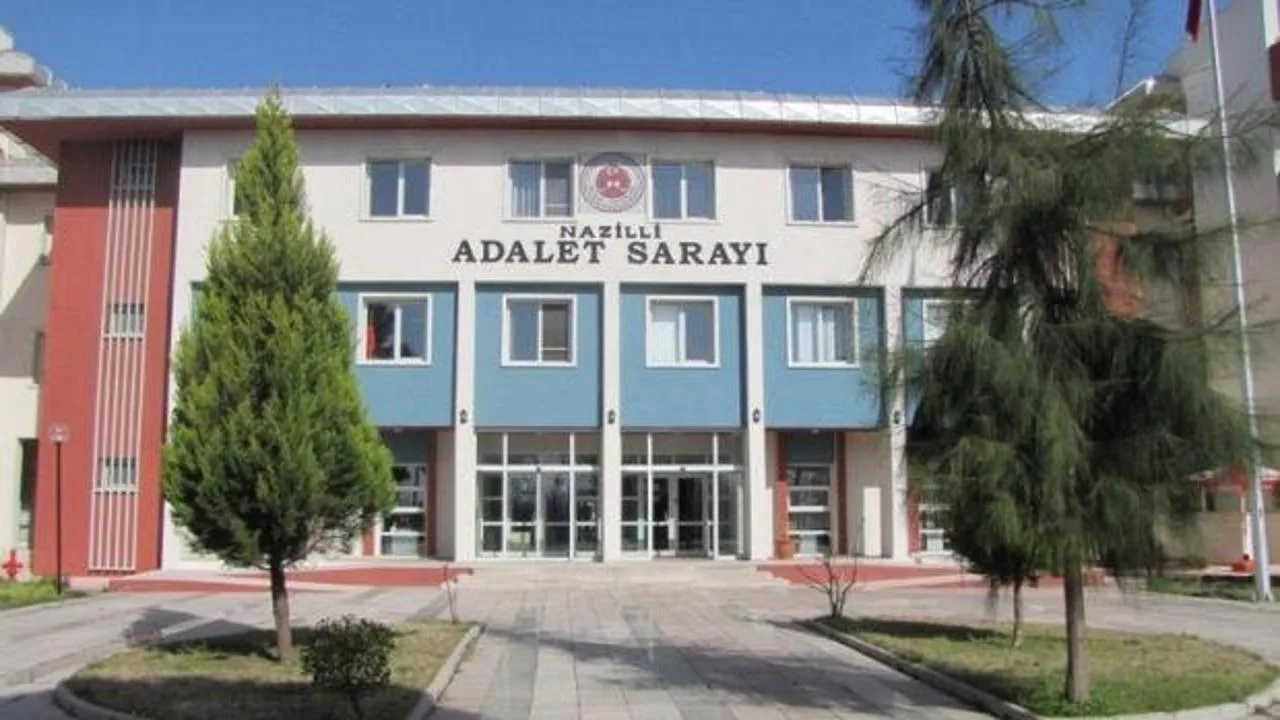Cumhurbaşkanına Hakaret: 4 Kişi Gözaltına Alındı