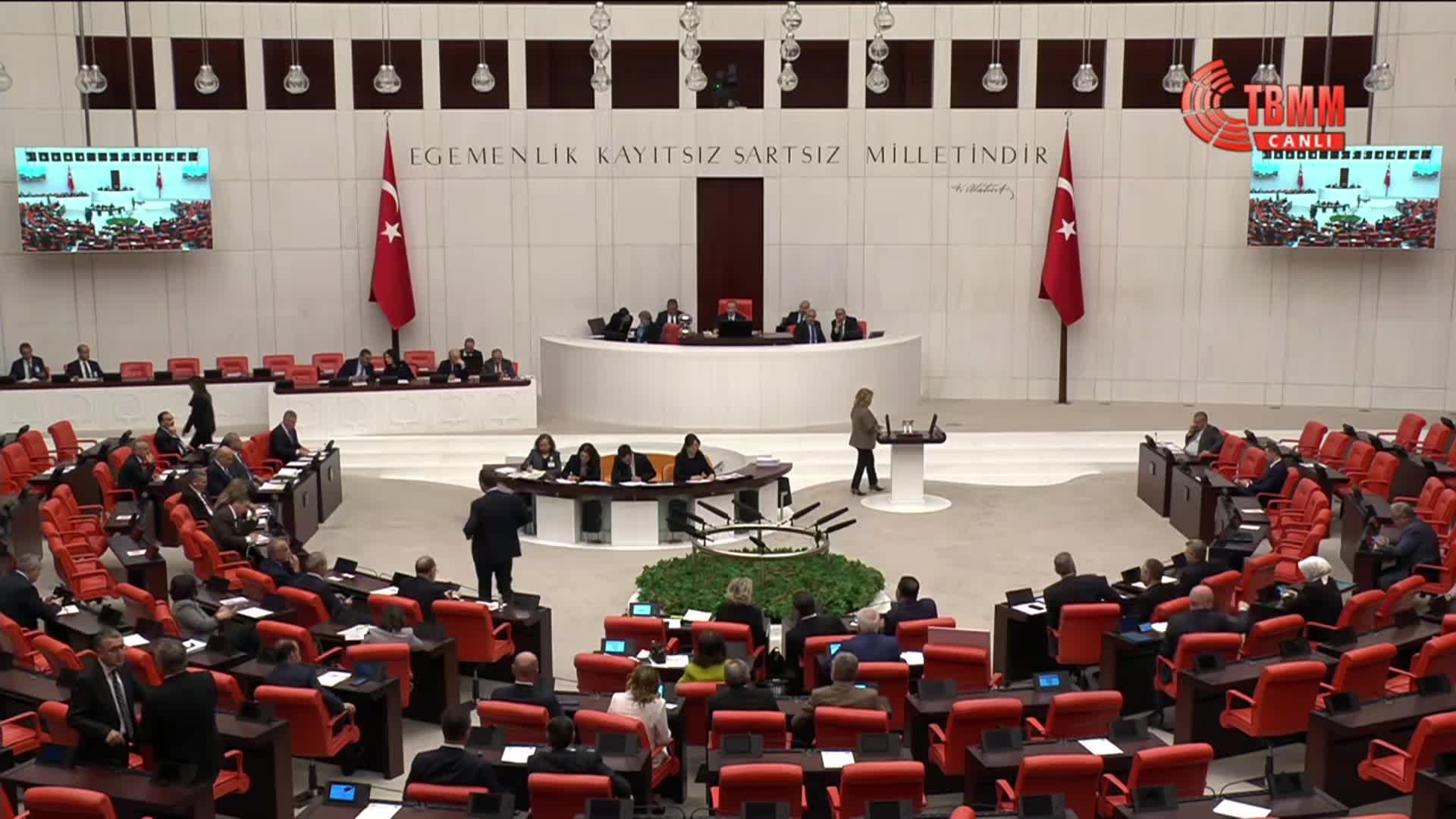 Cumhurbaşkanının Maaşı, Emlak Fiyatlarını Karşılamıyor!