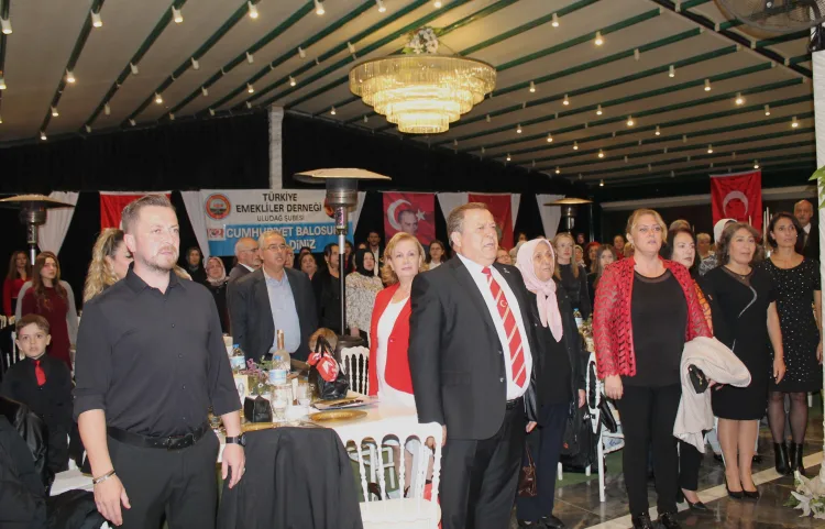 Cumhuriyet Balosu’nda Emekliler İçin Eşitlik Vurgusu