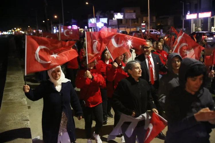 Cumhuriyet Coşkusu Güzelbahçe’de Zirveye Ulaştı!