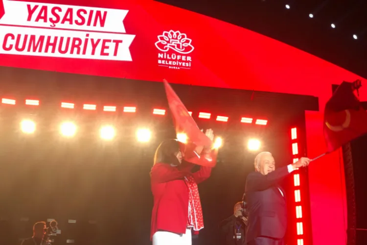 Cumhuriyet, Topraklarımızın Nilüfer Çiçeğidir!