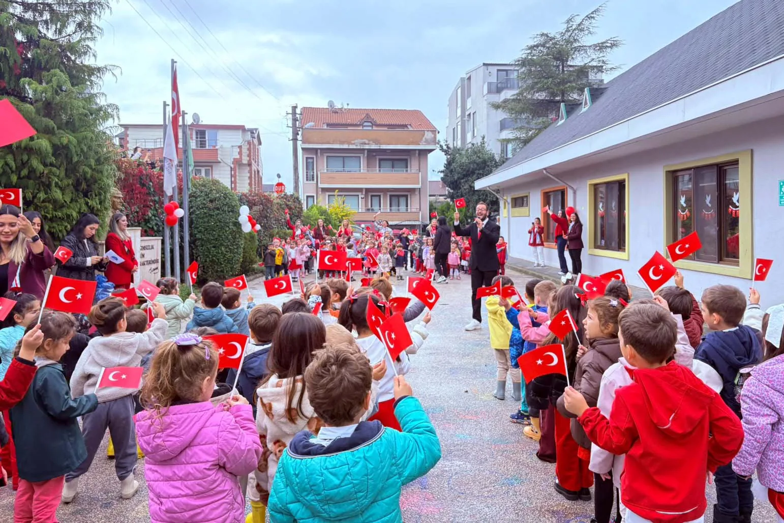 Cumhuriyetin 103. Yılı, ÇEK Ailesi Kutlamalarıyla Coşkuyla Geçti