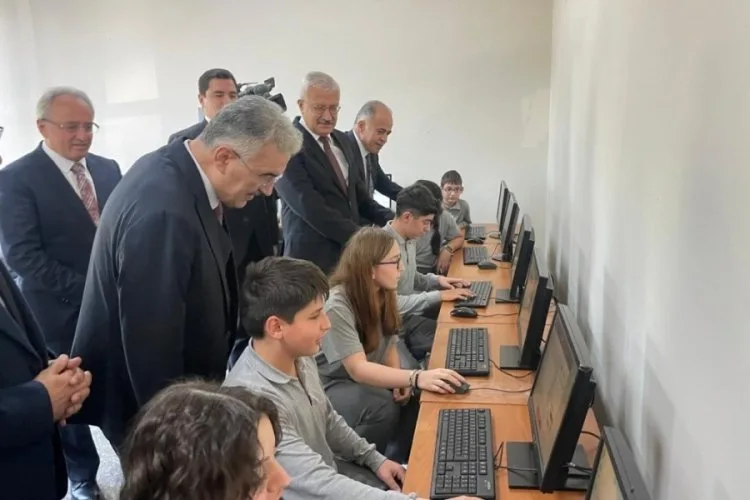 Dağ Köylerine Bilişim Sınıfı Müjdesi!