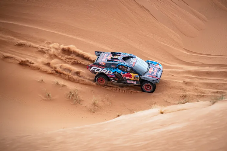 Red Bull Pilotları Podyumda