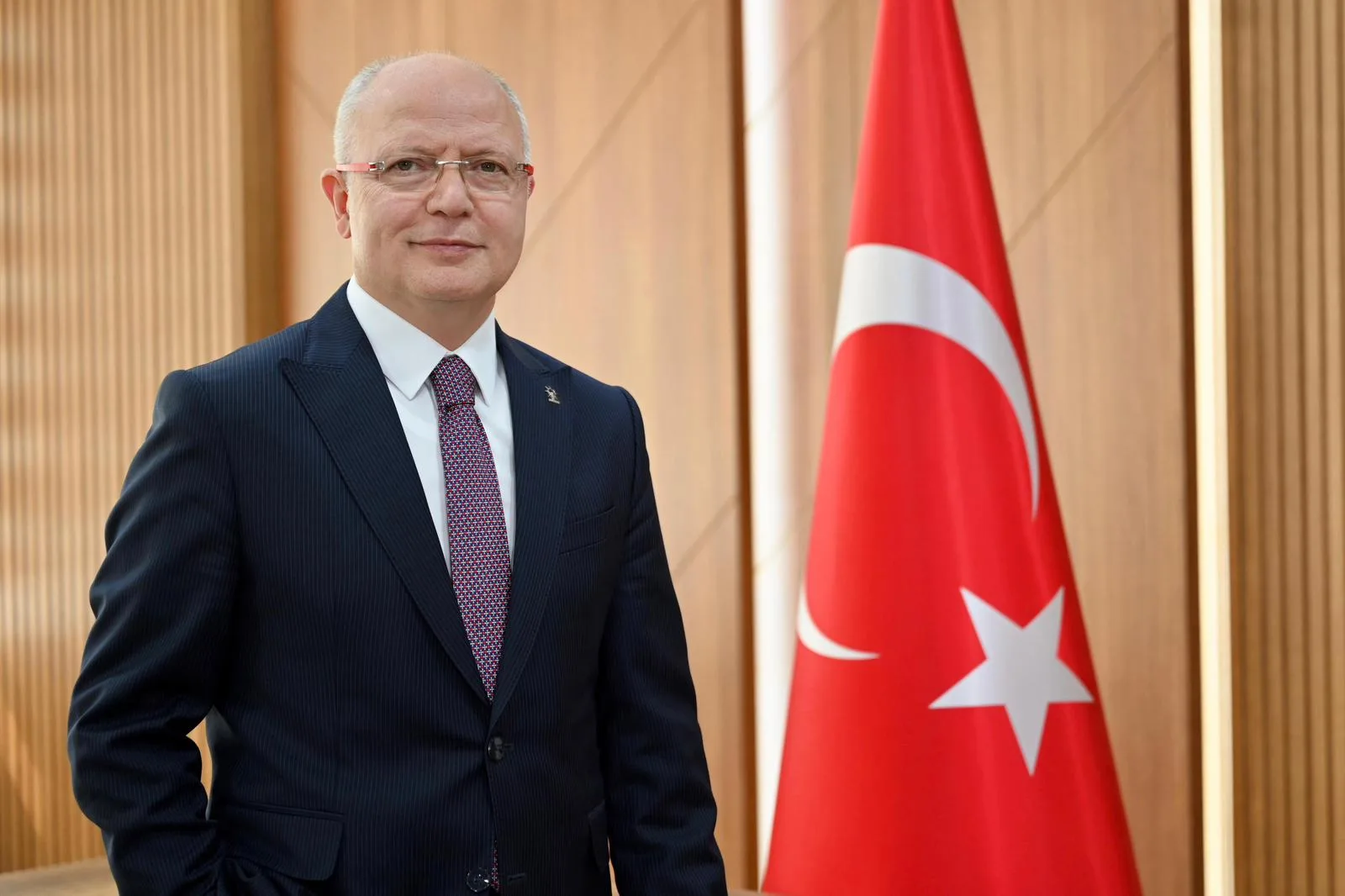 DAVUT GÜRKAN’DAN ÖZGÜR ÖZEL’E SERT TEPKİ ”Gerçekleri algıyla gizleyemez, yanlışlarınızı manipülasyonla örtemezsiniz!”