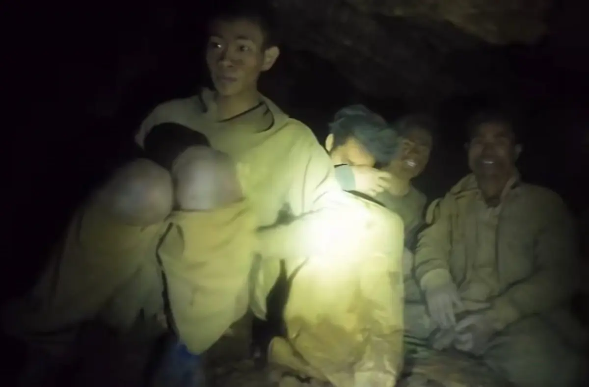 Yer: Laos... 10 günlük esaret! Define avcıları için nefes kesen operasyon 5