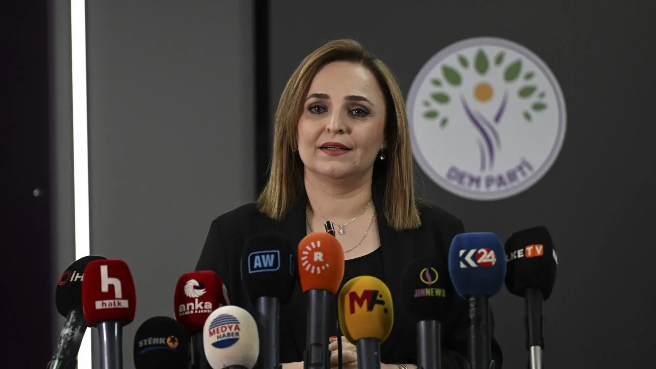 DEM Parti’den Çerçeve Yasa’ya Önemli Destek