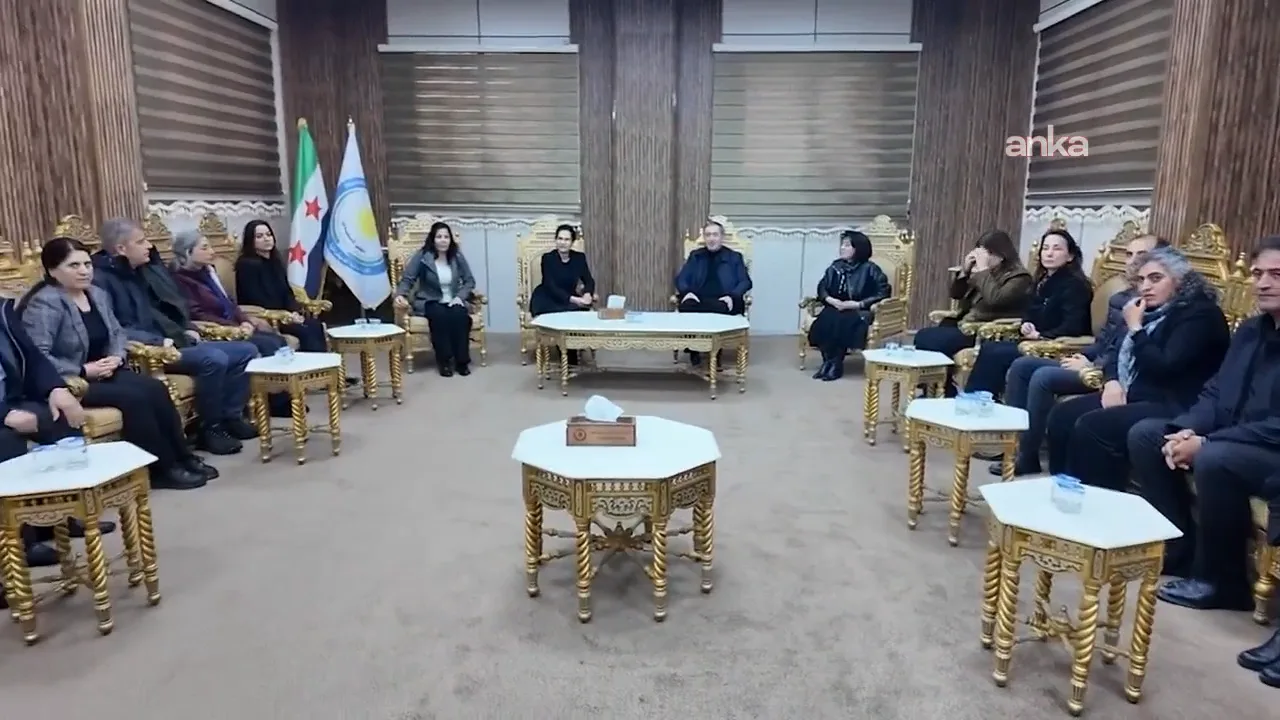 DEM Parti Heyeti Rojava’ya Ulaştı