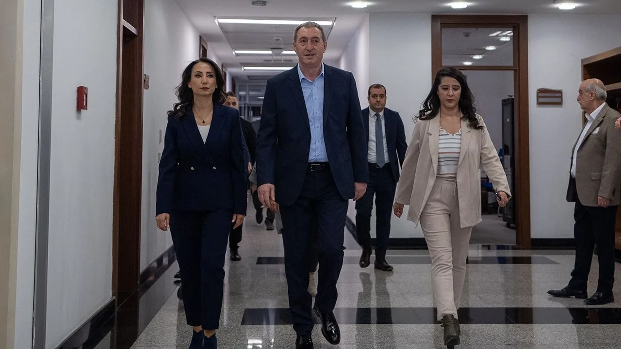 DEM Parti Ziyaret