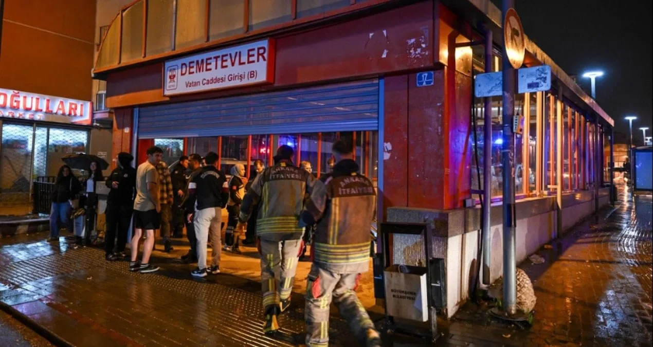 Demetevler Metro İstasyonu’nda Duman Paniği!