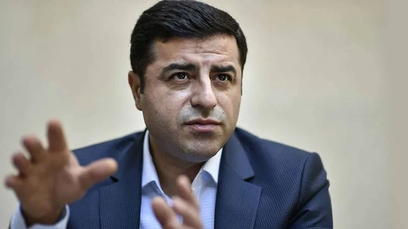 Demirtaş’tan Kar Makinesi Metaforu: İleriye Bakın!