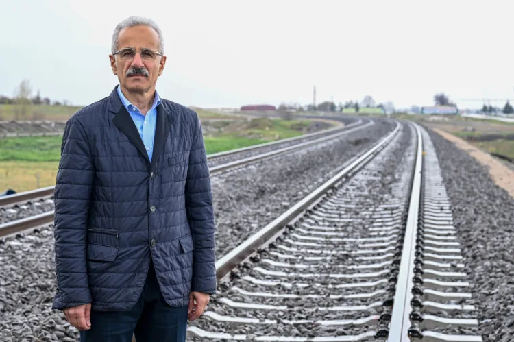 Demiryolu Projesi İçin 6,75 Milyar Dolar Finans