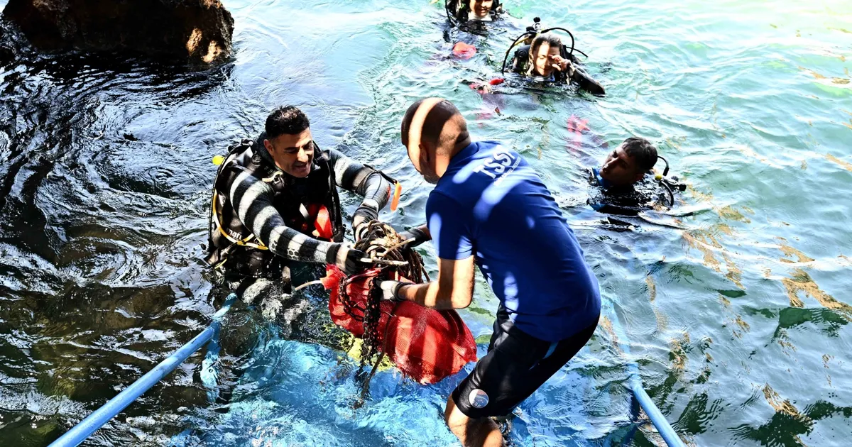 Deniz Atıkları Sanatla Buluşuyor!