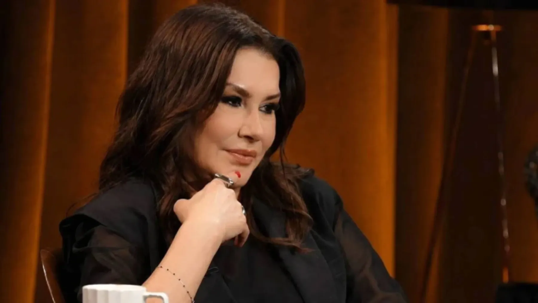 Deniz Seki Kalça Kırığı Ameliyatı Geçirdi!