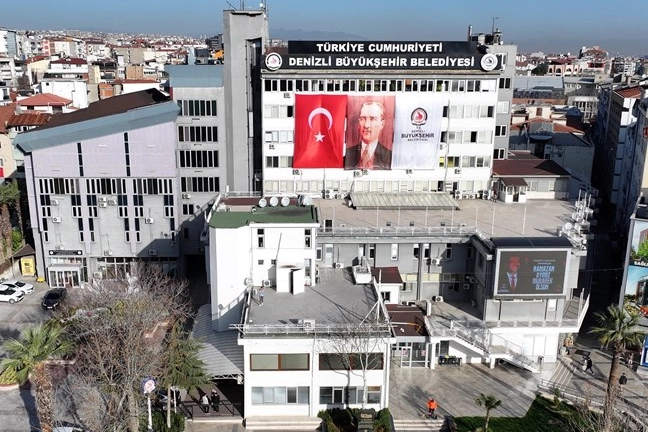 Denizli Büyükşehir’den 30 Bin Aileye Gıda Desteği