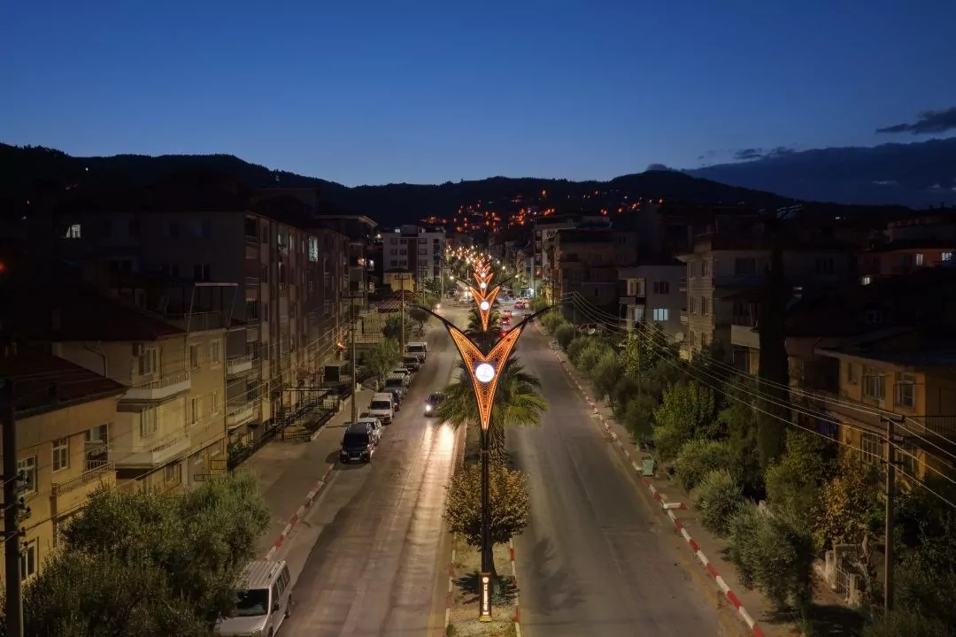 Denizli’de 4 İlçede 10 Kilometrelik Aydınlatma Çalışması Tamamlandı