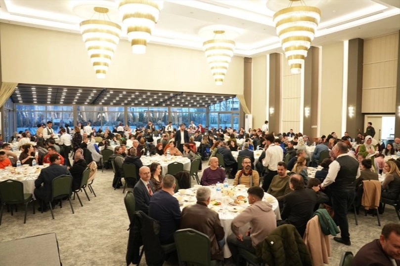 Denizli’de İftar Sofralarında Dayanışma Rüzgarı