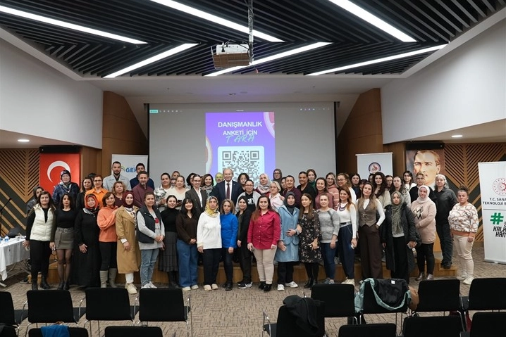 Denizli’de Kadın Girişimciler E-Ticarete Adım Atıyor