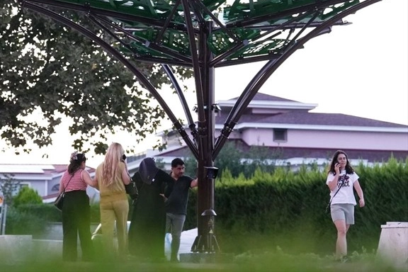 Denizli’de Koşu Yolu’nda Solar Ağaç Dönüşümü!