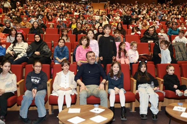 Denizli’de Miniklere Cesur İtfaiyeci Keyfi!