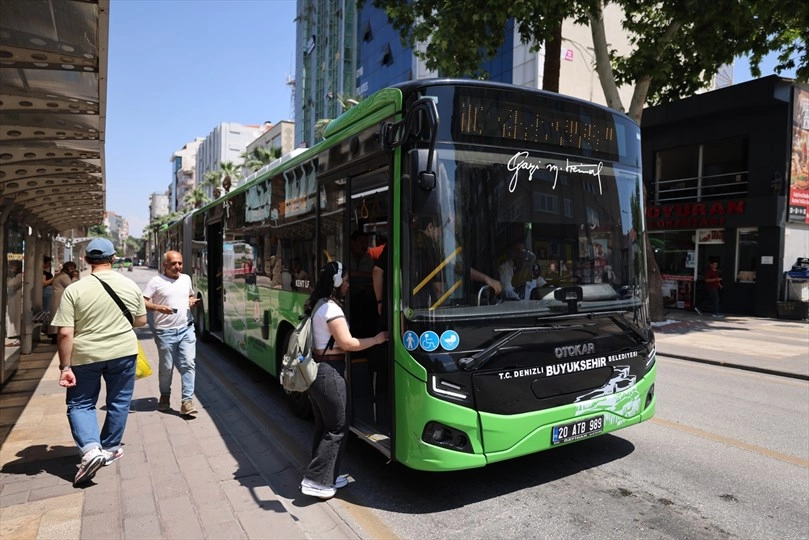 Denizli’de Öğrencilere Ulaşım Desteği Başladı!