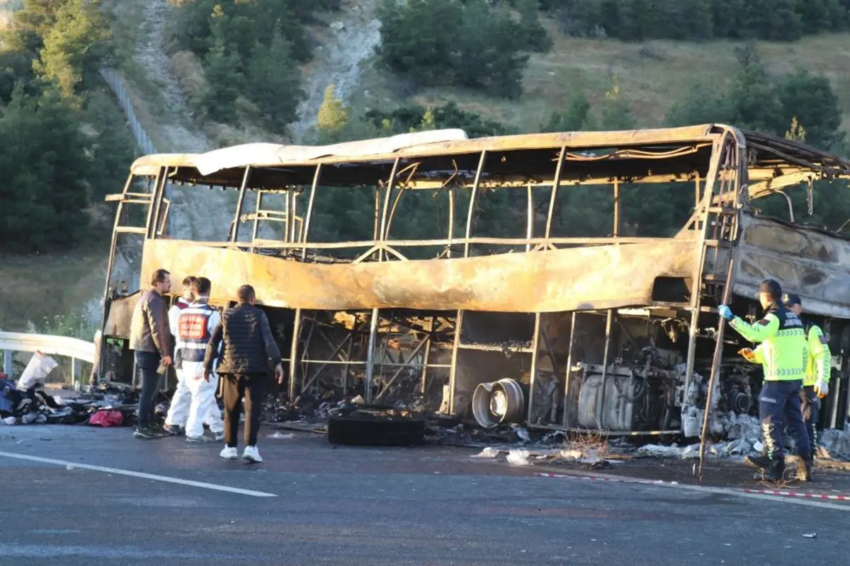 Bir değil iki değil tam 36 ceza yemiş! Denizli deki kazada otobüs şoförü için olay detay 4