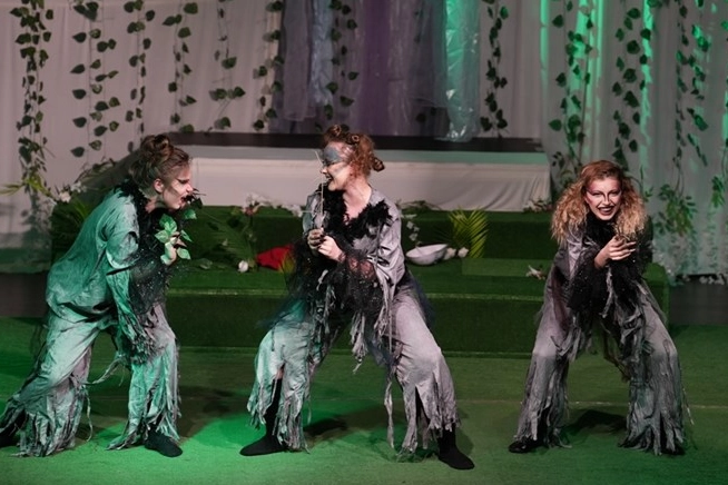 Denizli’de Tiyatro Festivali Sanat Rüzgarı Estirdi