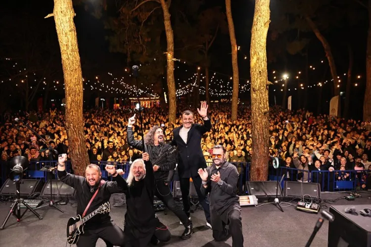 Denizli’de Yılbaşı Festivali Coşkuyla Başladı!