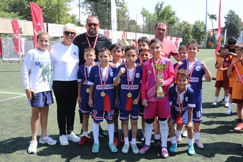 Denizli U-10 Futbol Ligi Coşkuyla Sona Erdi!