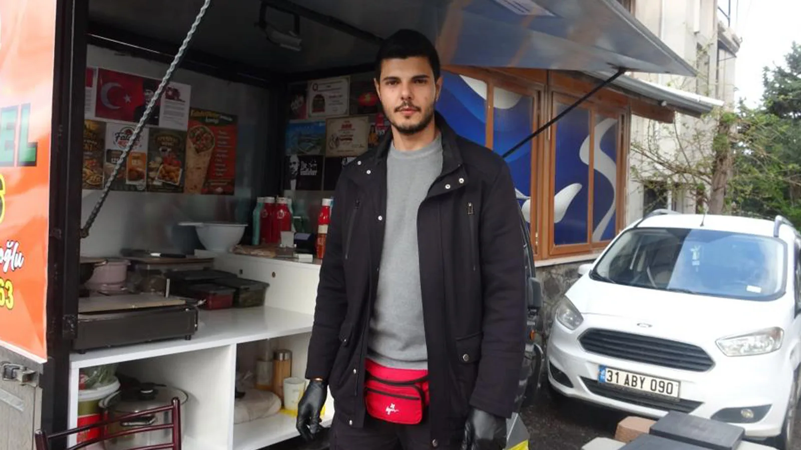 Depremden Sonra Falafel ile Hayata Tutundu