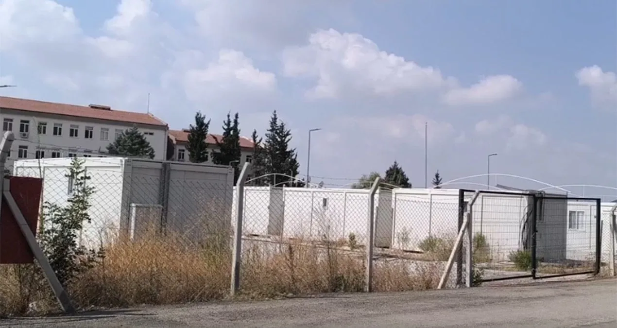 Depremzede Kadının Çağrısı: ‘Nereye Gideyim?’