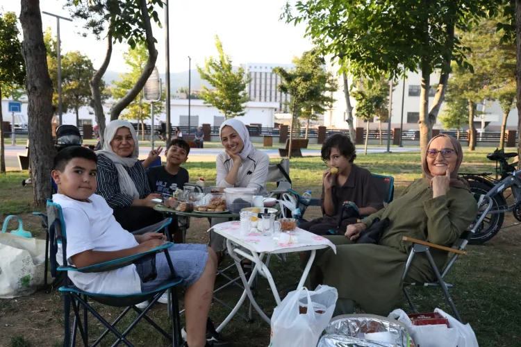 Derince Sağlıklı Yaşam Parkı: Yeşil Huzur Noktası!
