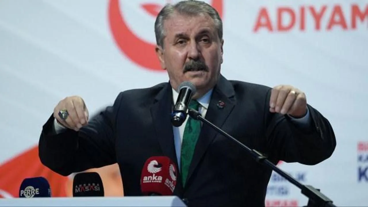 Destici: ABD Venezuela’da Eşkıyalık Yapıyor