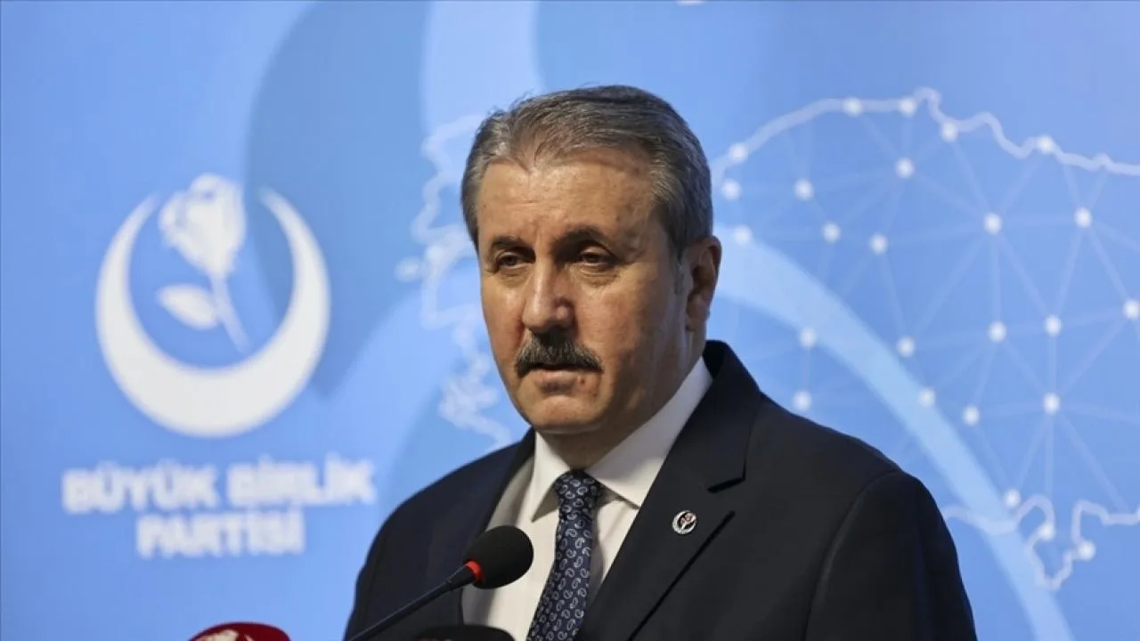 Destici’den AK Parti’ye 25. Yıl Kutlaması